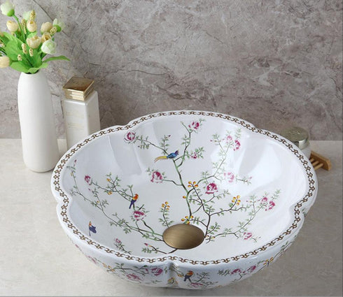 JULIO Vessel Sink & Gold Faucet