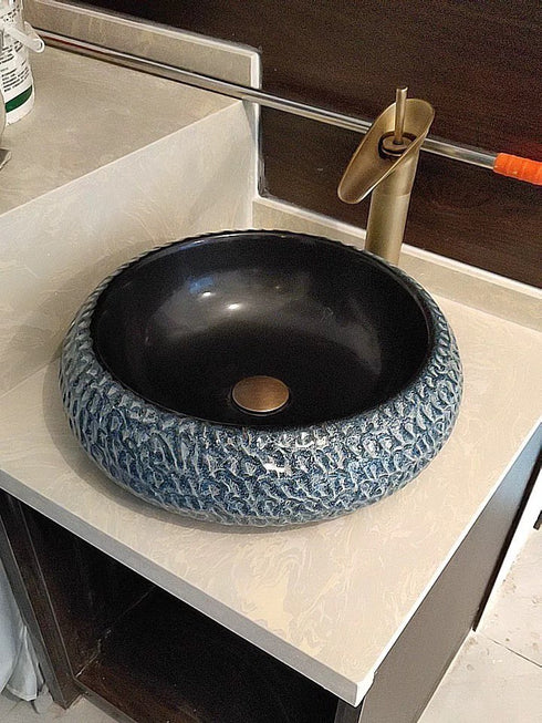 LEO Vessel Sink
