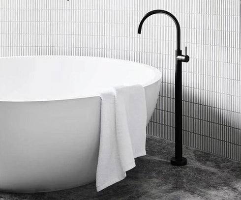 Edgardo Bathtub Faucet