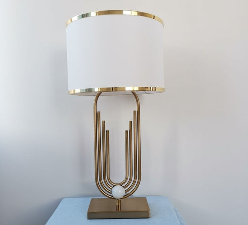 STEVIE Table Lamp